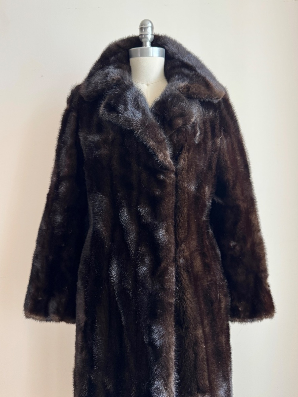 Vintage Dark Brown Real Mink Fur Coat Notch Collar Knee Length Made in Canada S